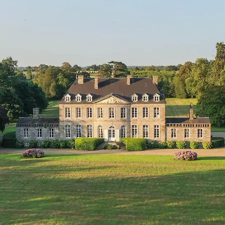Holiday home Chateau De Bouceel Mont Saint Michel *