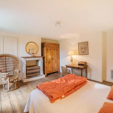 Holiday home Chateau De Bouceel Mont Saint Michel