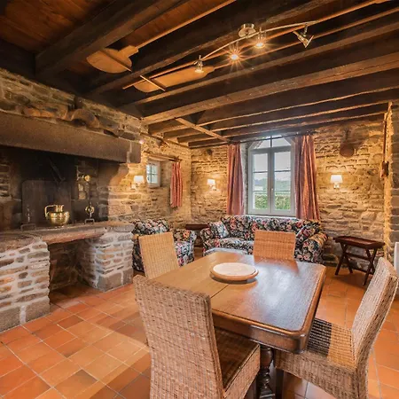 بيت للعطل Chateau De Bouceel Mont Saint Michel Vergoncey