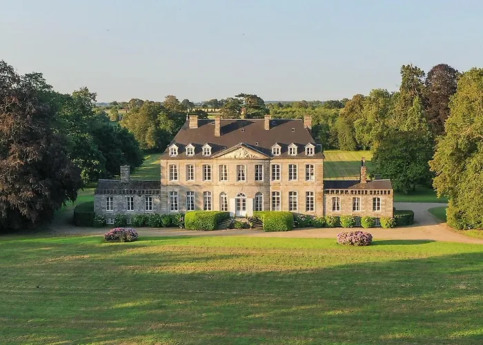 Holiday home Chateau De Bouceel Mont Saint Michel *