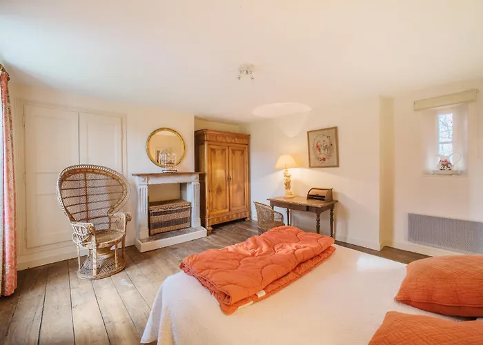 بيت للعطل Chateau De Bouceel Mont Saint Michel