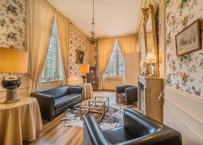 Holiday home Chateau De Bouceel Mont Saint Michel