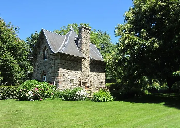 Chateau De Bouceel Mont Saint Michel Holiday home